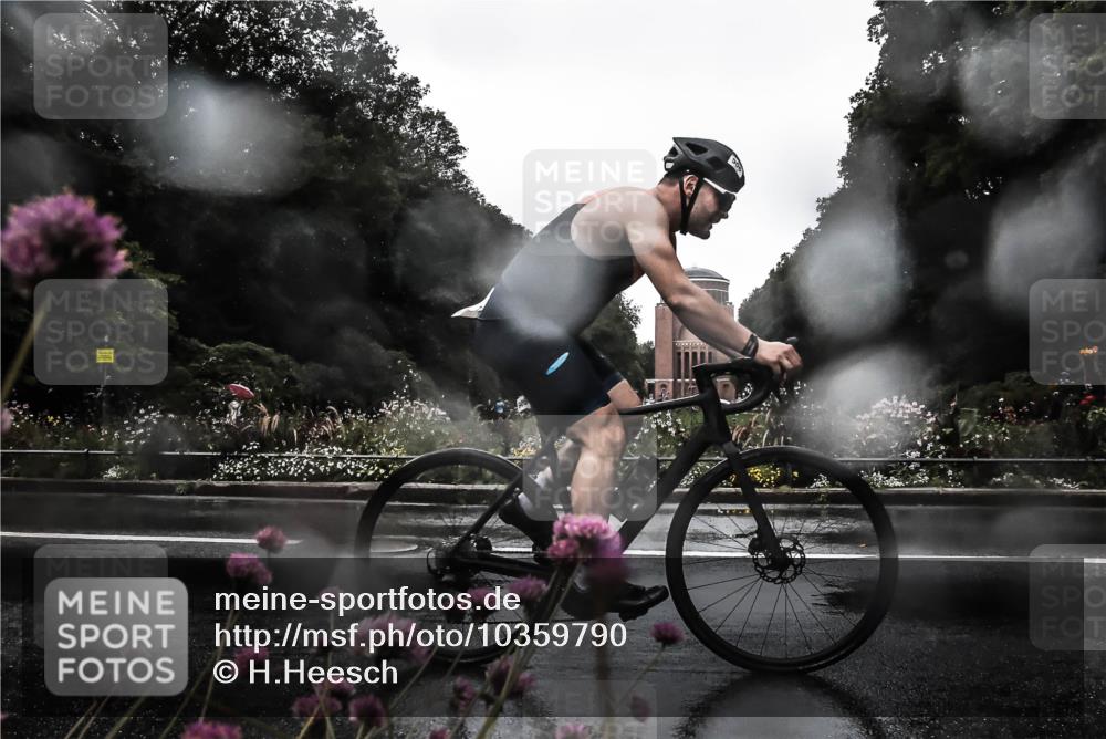 13.09.2026 - Stadtparktriathlon H.Heesch http://msf.ph/oto/10359790 13.09.2026 12:05:15 Radfahren 853, 904, 906, 908, 951, 974, 1015 meine-sportfotos.de