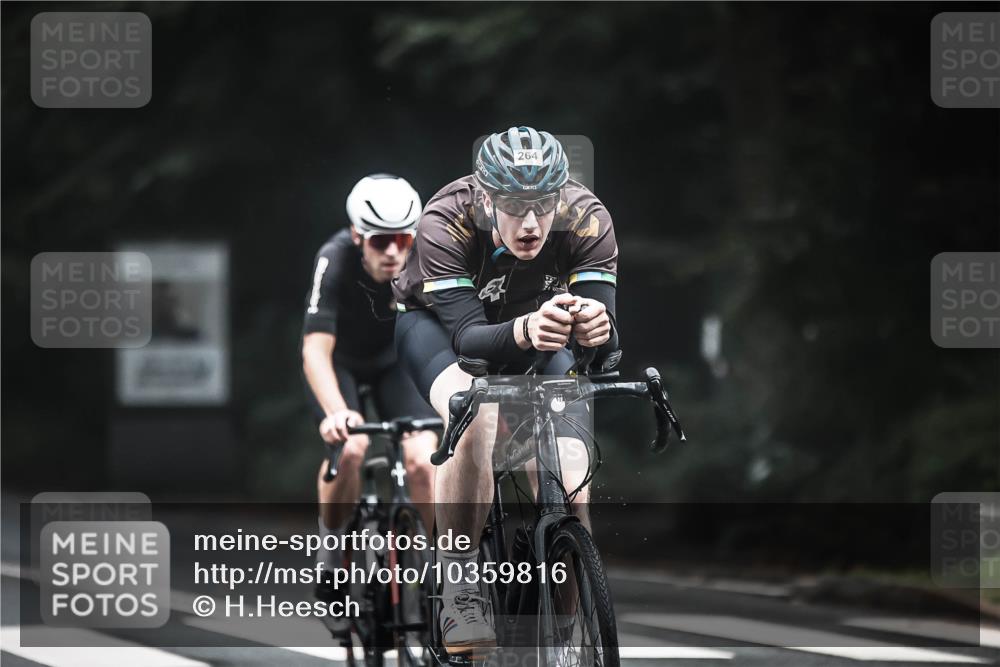 13.09.2026 - Stadtparktriathlon H.Heesch http://msf.ph/oto/10359816 13.09.2026 09:58:34 Radfahren 213, 238, 239, 262, 264, 299, 300, 306, 314, 322, 333 meine-sportfotos.de
