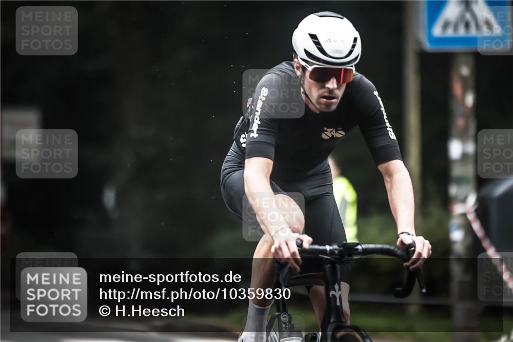 13.09.2026 - Stadtparktriathlon H.Heesch http://msf.ph/oto/10359830 13.09.2026 09:58:35 Radfahren 213, 239, 262, 264, 299, 300, 306, 314, 322 meine-sportfotos.de