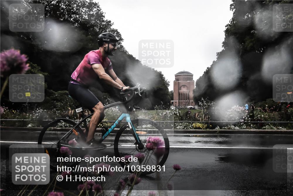 13.09.2026 - Stadtparktriathlon H.Heesch http://msf.ph/oto/10359831 13.09.2026 12:05:41 Radfahren 918, 920, 954, 970, 1009, 1037 meine-sportfotos.de