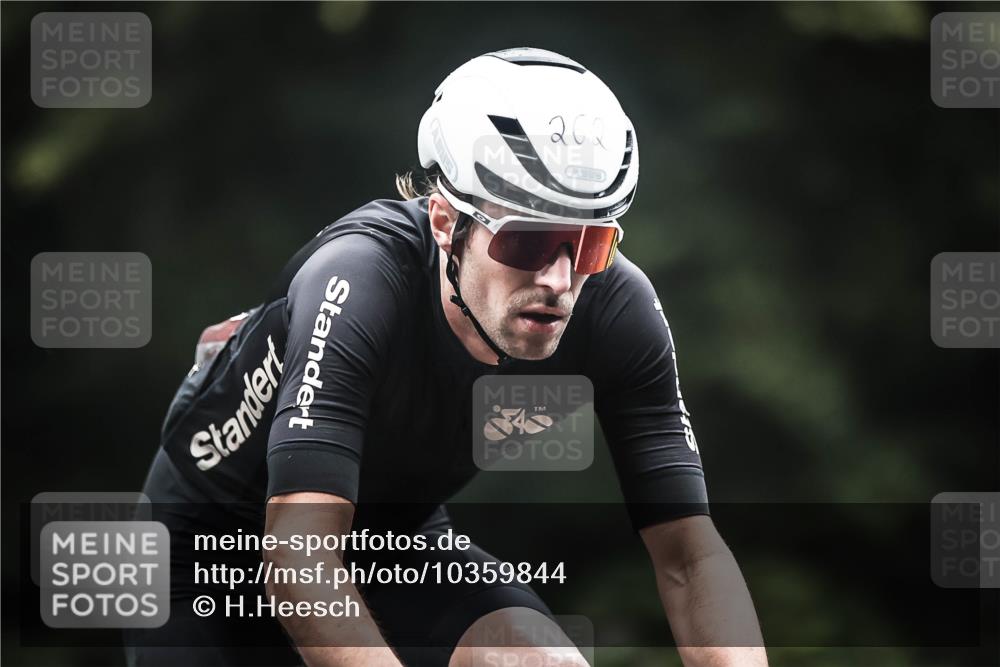 13.09.2026 - Stadtparktriathlon H.Heesch http://msf.ph/oto/10359844 13.09.2026 09:58:35 Radfahren 213, 239, 262, 264, 299, 300, 306, 314, 322 meine-sportfotos.de
