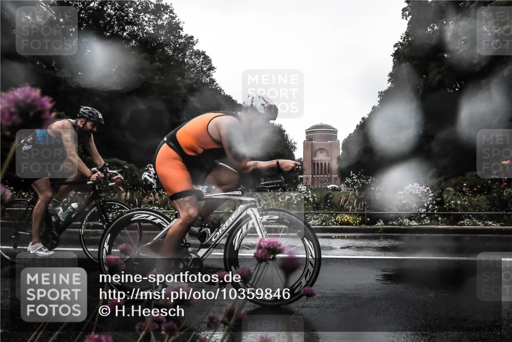13.09.2026 - Stadtparktriathlon H.Heesch http://msf.ph/oto/10359846 13.09.2026 12:05:44 Radfahren 918, 920, 954, 1009, 1037 meine-sportfotos.de