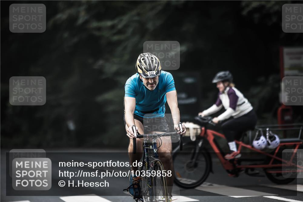 13.09.2026 - Stadtparktriathlon H.Heesch http://msf.ph/oto/10359858 13.09.2026 11:14:23 Radfahren 522 meine-sportfotos.de