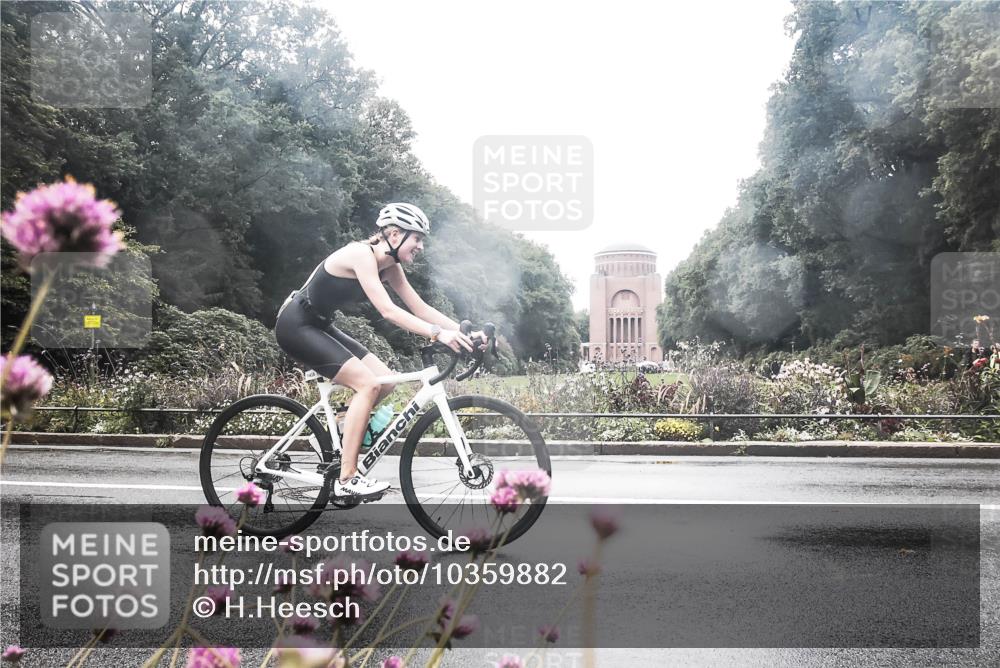 13.09.2026 - Stadtparktriathlon H.Heesch http://msf.ph/oto/10359882 13.09.2026 13:29:37 Radfahren 1360, 1435 meine-sportfotos.de
