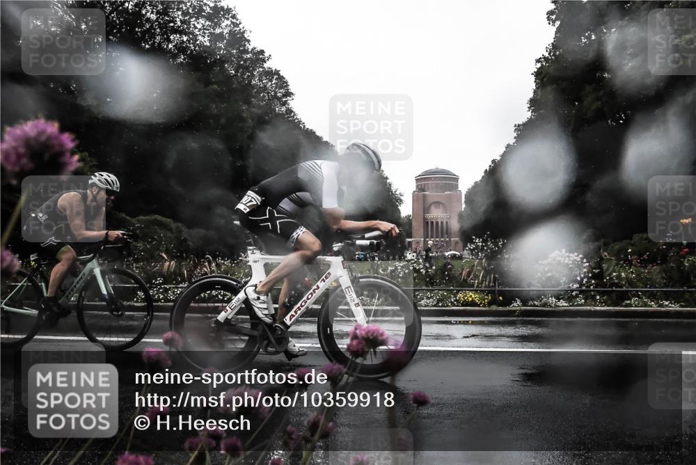 13.09.2026 - Stadtparktriathlon H.Heesch http://msf.ph/oto/10359918 13.09.2026 12:06:21 Radfahren 884, 886, 903, 1007, 1045 meine-sportfotos.de
