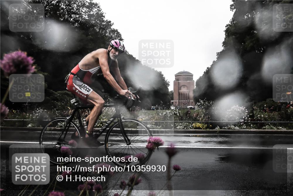13.09.2026 - Stadtparktriathlon H.Heesch http://msf.ph/oto/10359930 13.09.2026 12:06:24 Radfahren 886, 1007, 1025, 1045 meine-sportfotos.de