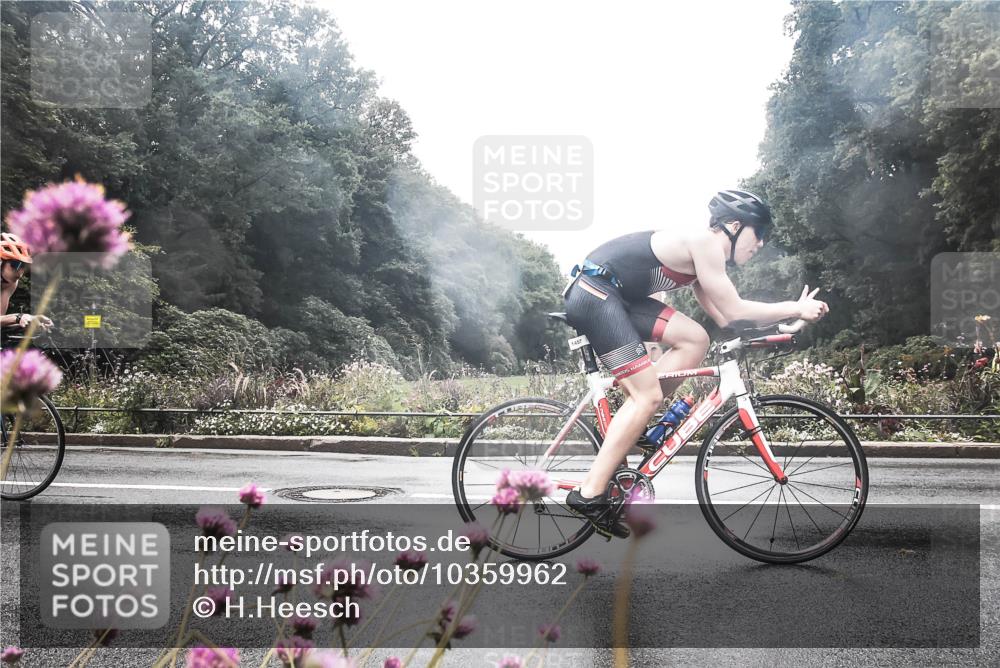 13.09.2026 - Stadtparktriathlon H.Heesch http://msf.ph/oto/10359962 13.09.2026 13:30:15 Radfahren 1457, 1466, 1476, 1510 meine-sportfotos.de