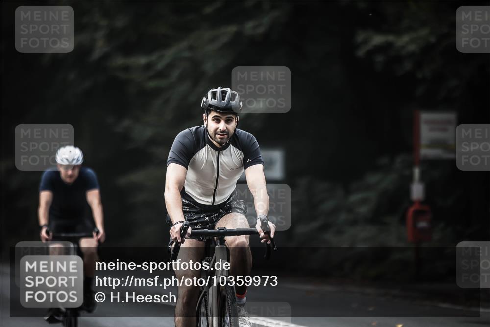 13.09.2026 - Stadtparktriathlon H.Heesch http://msf.ph/oto/10359973 13.09.2026 11:14:33 Radfahren 467, 559, 632, 646 meine-sportfotos.de