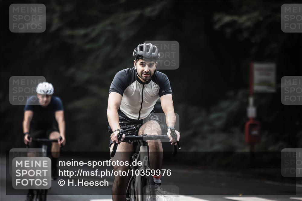 13.09.2026 - Stadtparktriathlon H.Heesch http://msf.ph/oto/10359976 13.09.2026 11:14:33 Radfahren 467, 559, 632, 646 meine-sportfotos.de