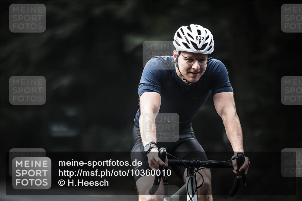 13.09.2026 - Stadtparktriathlon H.Heesch http://msf.ph/oto/10360010 13.09.2026 11:14:34 Radfahren 467, 559, 611, 632, 646 meine-sportfotos.de