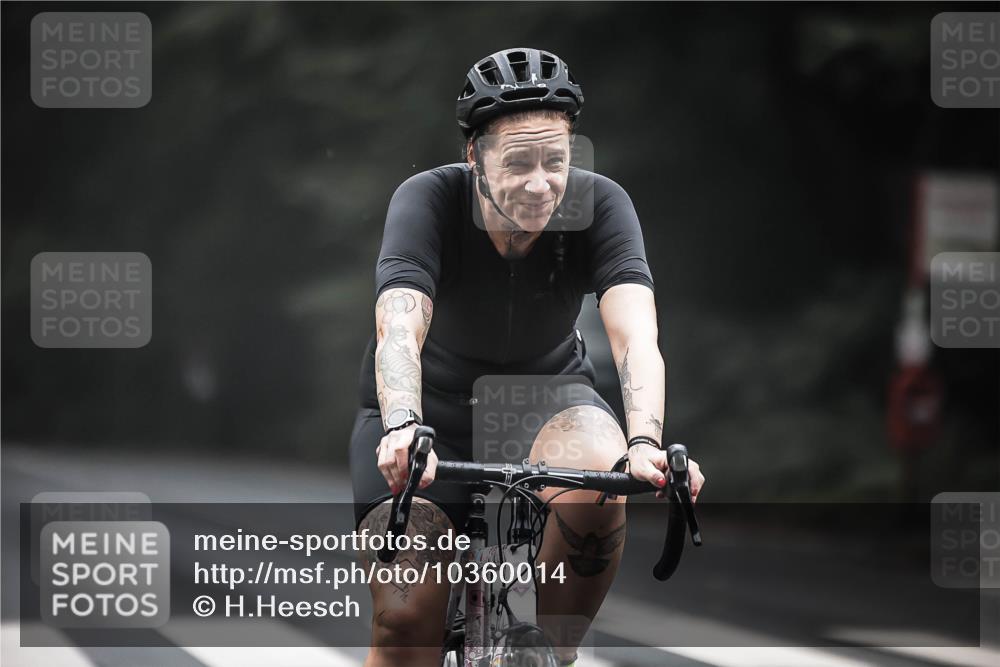 13.09.2026 - Stadtparktriathlon H.Heesch http://msf.ph/oto/10360014 13.09.2026 09:59:00 Radfahren 217, 220, 292 meine-sportfotos.de