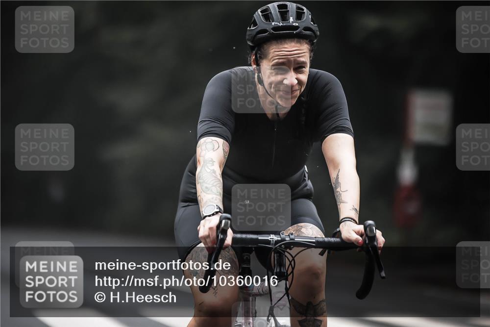 13.09.2026 - Stadtparktriathlon H.Heesch http://msf.ph/oto/10360016 13.09.2026 09:59:00 Radfahren 217, 220, 292 meine-sportfotos.de