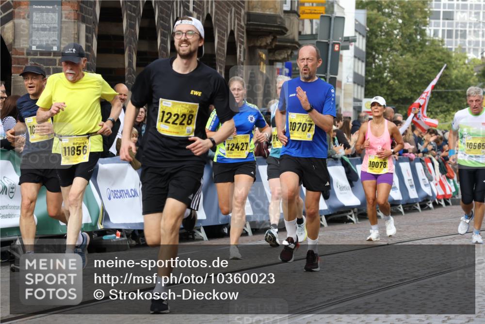 13.09.2026 - 21. swb-Marathon Bremen Strokosch-Dieckow http://msf.ph/oto/10360023 13.09.2026 10:57:57 Ziel 10177, 10394, 10460, 11106, 11153, 11245, 11365, 11480, 11532, 11568, 11734, 11965, 11966, 12037, 12111, 12222, 12228, 12264, 12372, 10494, 10543, 10604, 10673, 10826, 10828, 10903, 10914, 10931, 10932, 11295, 11752, 11863, 11884, 12441, 12482 meine-sportfotos.de