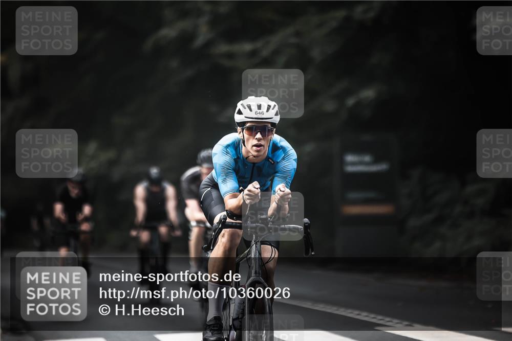 13.09.2026 - Stadtparktriathlon H.Heesch http://msf.ph/oto/10360026 13.09.2026 11:14:39 Radfahren 467, 476, 611, 622, 632, 646, 656 meine-sportfotos.de