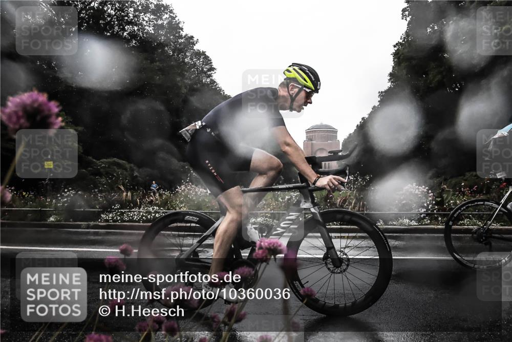 13.09.2026 - Stadtparktriathlon H.Heesch http://msf.ph/oto/10360036 13.09.2026 12:07:07 Radfahren 803, 830, 851, 902, 957, 1035, 1061 meine-sportfotos.de