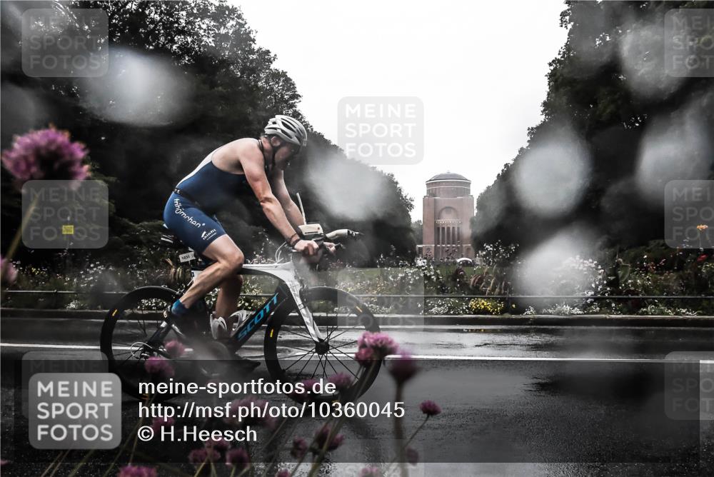 13.09.2026 - Stadtparktriathlon H.Heesch http://msf.ph/oto/10360045 13.09.2026 12:07:08 Radfahren 803, 851, 902, 957, 1035, 1061 meine-sportfotos.de