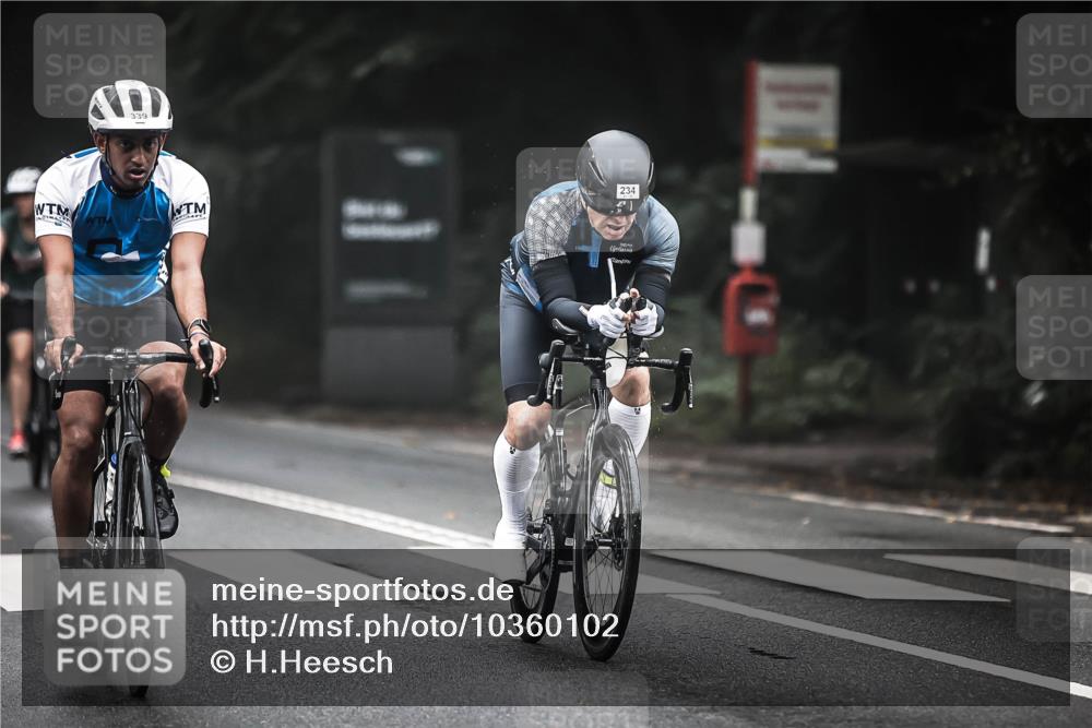 13.09.2026 - Stadtparktriathlon H.Heesch http://msf.ph/oto/10360102 13.09.2026 09:59:11 Radfahren 220, 234, 277, 293, 339, 344 meine-sportfotos.de