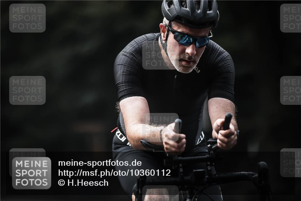 13.09.2026 - Stadtparktriathlon H.Heesch http://msf.ph/oto/10360112 13.09.2026 11:14:42 Radfahren 476, 599, 611, 622, 646, 656 meine-sportfotos.de