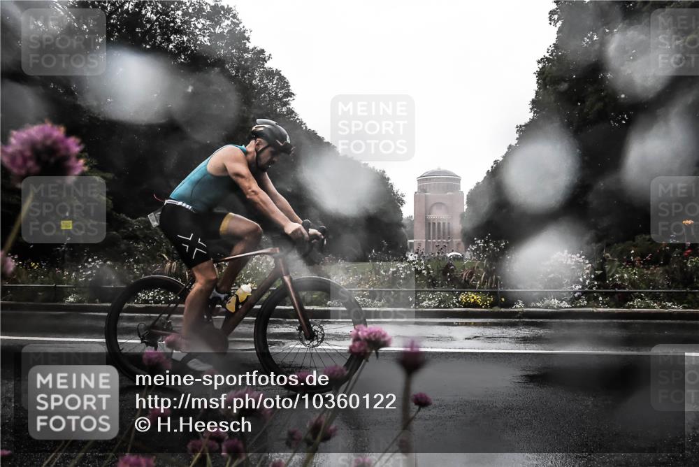 13.09.2026 - Stadtparktriathlon H.Heesch http://msf.ph/oto/10360122 13.09.2026 12:07:39 Radfahren 839, 983, 1026, 1054 meine-sportfotos.de