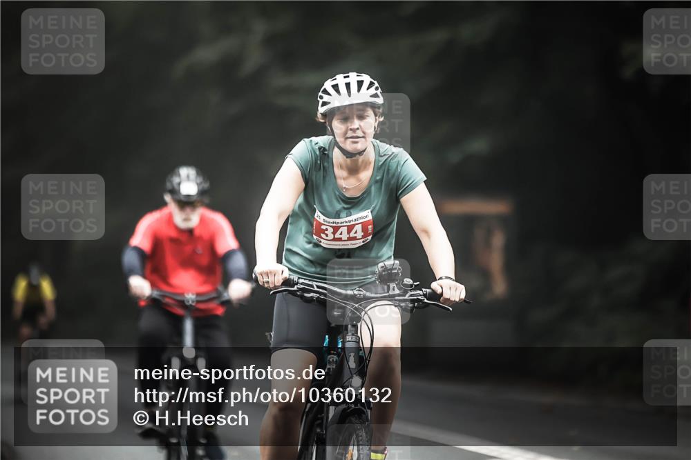 13.09.2026 - Stadtparktriathlon H.Heesch http://msf.ph/oto/10360132 13.09.2026 09:59:14 Radfahren 234, 277, 293, 295, 339, 344 meine-sportfotos.de