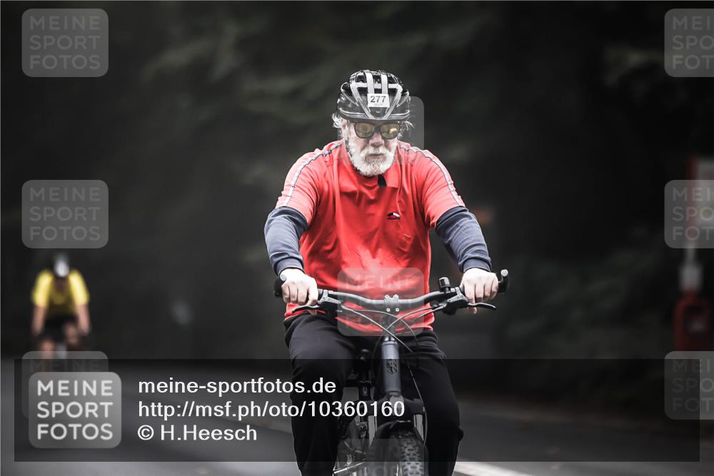 13.09.2026 - Stadtparktriathlon H.Heesch http://msf.ph/oto/10360160 13.09.2026 09:59:16 Radfahren 227, 234, 277, 295, 339, 344 meine-sportfotos.de