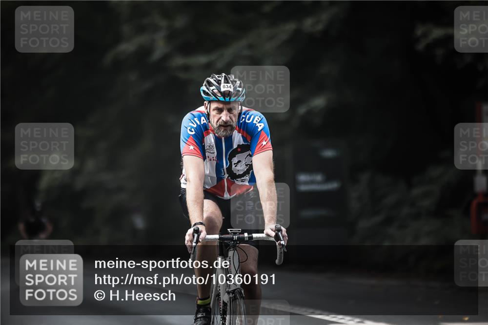 13.09.2026 - Stadtparktriathlon H.Heesch http://msf.ph/oto/10360191 13.09.2026 11:14:49 Radfahren 469, 599, 622, 634, 699 meine-sportfotos.de