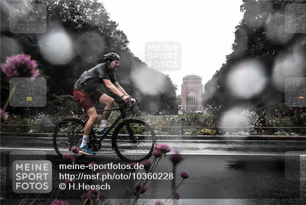 13.09.2026 - Stadtparktriathlon H.Heesch http://msf.ph/oto/10360228 13.09.2026 12:08:30 Radfahren 761, 961, 969, 1058 meine-sportfotos.de