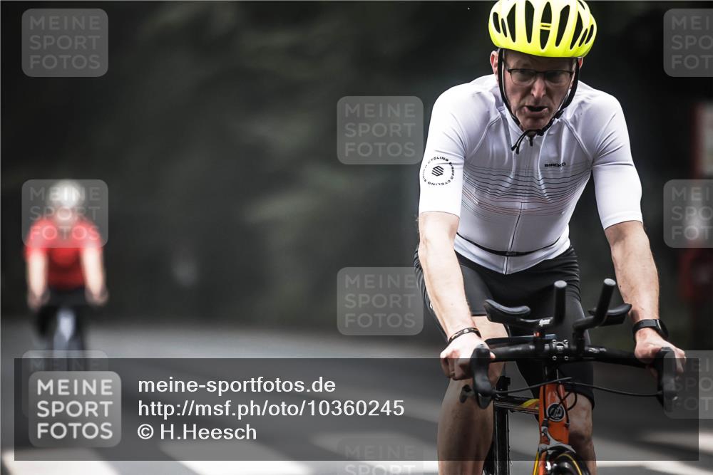 13.09.2026 - Stadtparktriathlon H.Heesch http://msf.ph/oto/10360245 13.09.2026 09:59:23 Radfahren 227, 279, 295, 342 meine-sportfotos.de