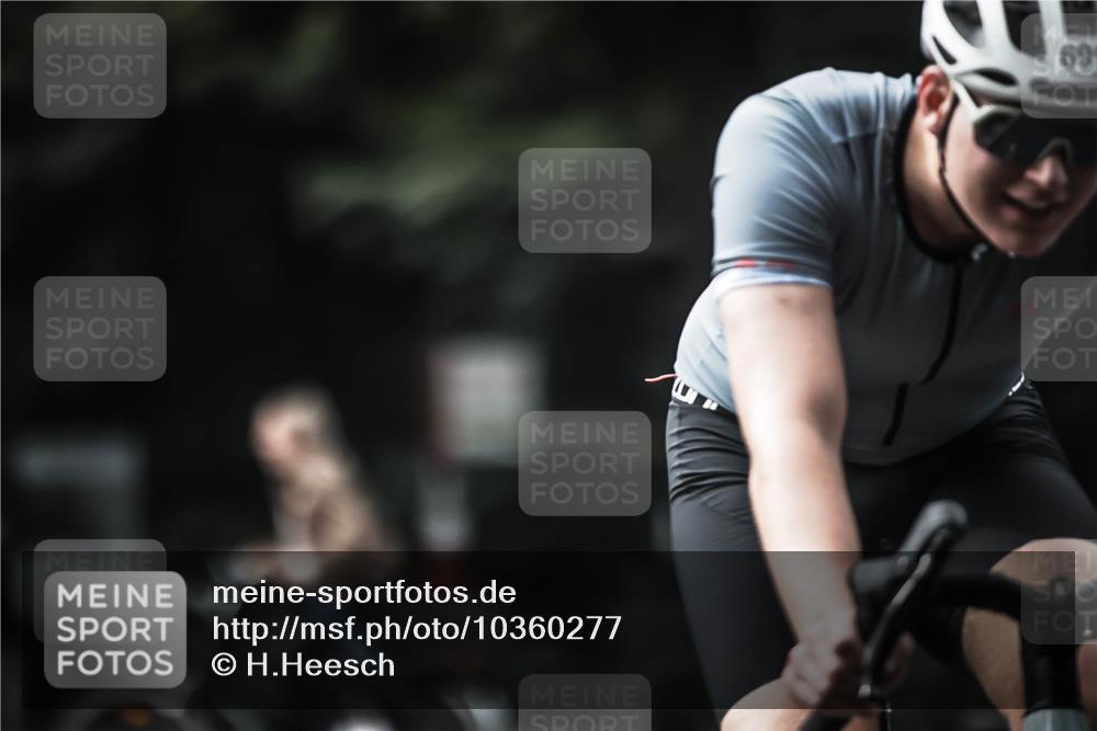 13.09.2026 - Stadtparktriathlon H.Heesch http://msf.ph/oto/10360277 13.09.2026 11:14:55 Radfahren 469, 634, 699 meine-sportfotos.de