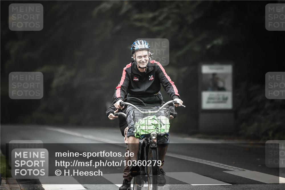 13.09.2026 - Stadtparktriathlon H.Heesch http://msf.ph/oto/10360279 13.09.2026 09:59:28 Radfahren 227, 279, 342 meine-sportfotos.de