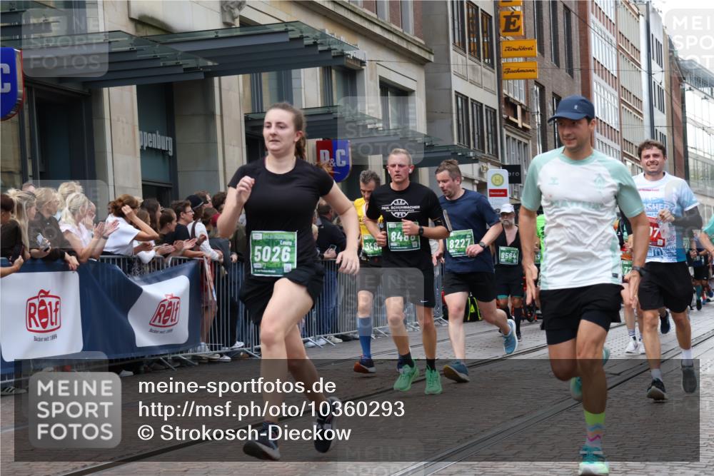 13.09.2026 - 21. swb-Marathon Bremen Strokosch-Dieckow http://msf.ph/oto/10360293 13.09.2026 13:35:44 Ziel 318, 563, 1072, 1867, 2339, 2565, 2931, 2949, 3026, 3056, 3224, 3291, 3454, 3485, 3489, 4016, 4048, 5026, 5071, 5157, 5259, 5276, 5381, 5800, 5816, 6159, 6724, 6874, 6982, 7036, 7043, 7256, 7385, 7691, 7804, 8145, 8227, 8275, 8335, 8488, 8705, 9026, 9076, 9226, 9243, 9497, 9564, 9912, 13179, 13238, 156, 318, 532, 607, 2041, 2090, 2318, 2356, 3055, 3087, 3226, 3485, 3621, 3704, 3780, 3857, 4048, 4326, 5071, 5308, 5467, 5468, 5584, 5586, 5661, 6315, 6418, 6465, 6466, 6644 meine-sportfotos.de