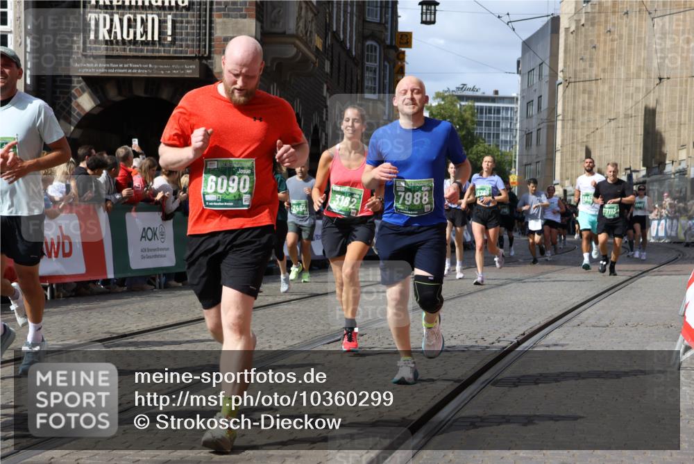 13.09.2026 - 21. swb-Marathon Bremen Strokosch-Dieckow http://msf.ph/oto/10360299 13.09.2026 13:34:07 Ziel 930, 1656, 2405, 2727, 2872, 2960, 3201, 3389, 3522, 3761, 4490, 4554, 4658, 4874, 5063, 5156, 5513, 5587, 6151, 6508, 6538, 6808, 7126, 7354, 7633, 7652, 7832, 8512, 9068, 9128, 9342, 9344, 9390, 911, 2464, 3068, 3214, 3632, 3636, 4112, 5147, 5265, 5489, 5768, 6350, 6405, 7113, 7696, 7897, 8870, 9094, 9100, 9402, 9453, 9905, 10058 meine-sportfotos.de