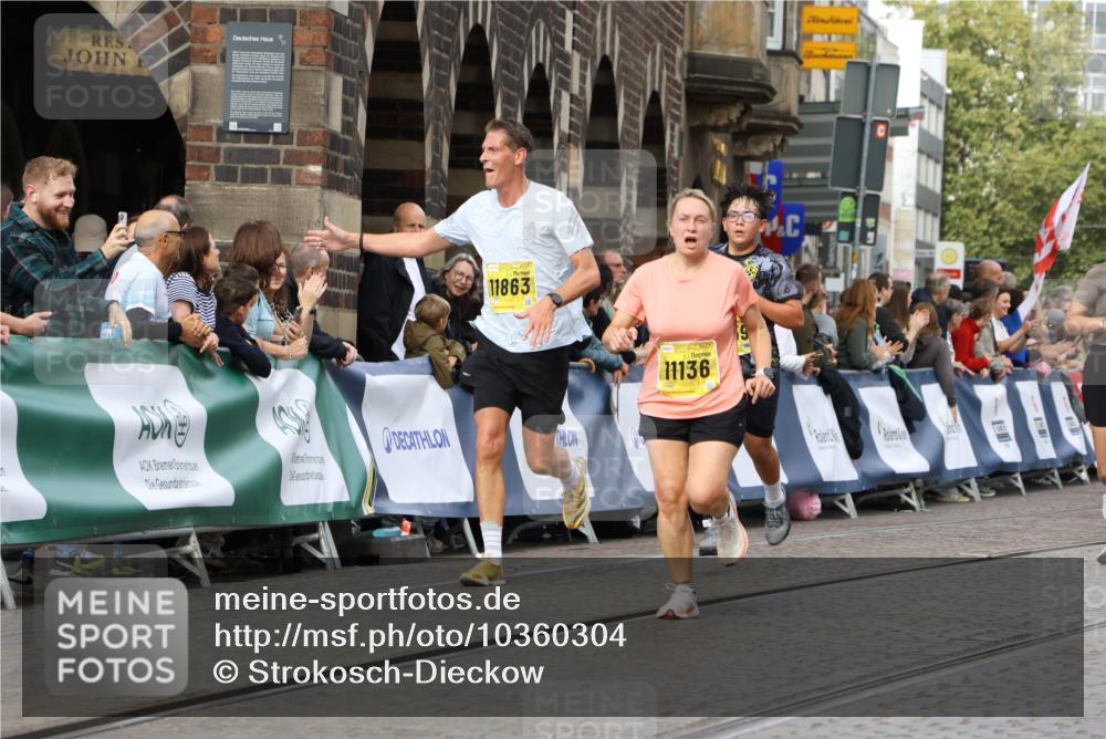 13.09.2026 - 21. swb-Marathon Bremen Strokosch-Dieckow http://msf.ph/oto/10360304 13.09.2026 10:58:05 Ziel 10078, 10460, 10565, 10707, 10728, 11153, 11245, 11532, 11568, 11824, 11856, 12222, 12228, 12231, 12264, 12427, 12555, 10249, 10494, 10530, 10673, 10750, 10798, 10828, 10914, 10931, 10932, 11120, 11131, 11202, 11295, 11388, 11420, 11752, 11884, 11906, 11952, 12017, 12092, 12386, 12387, 12441, 12482 meine-sportfotos.de