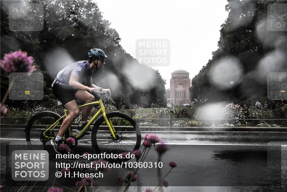 13.09.2026 - Stadtparktriathlon H.Heesch http://msf.ph/oto/10360310 13.09.2026 12:09:15 Radfahren 852, 1000 meine-sportfotos.de