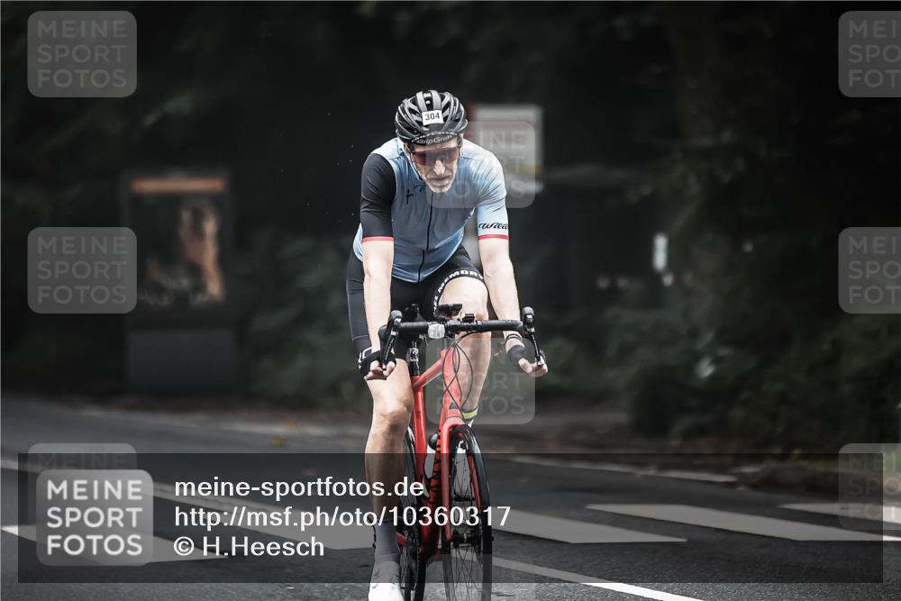 13.09.2026 - Stadtparktriathlon H.Heesch http://msf.ph/oto/10360317 13.09.2026 09:59:46 Radfahren 304 meine-sportfotos.de