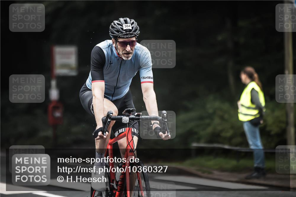 13.09.2026 - Stadtparktriathlon H.Heesch http://msf.ph/oto/10360327 13.09.2026 09:59:46 Radfahren 304 meine-sportfotos.de