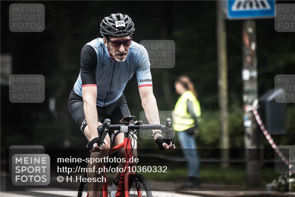 13.09.2026 - Stadtparktriathlon H.Heesch http://msf.ph/oto/10360332 13.09.2026 09:59:46 Radfahren 304 meine-sportfotos.de