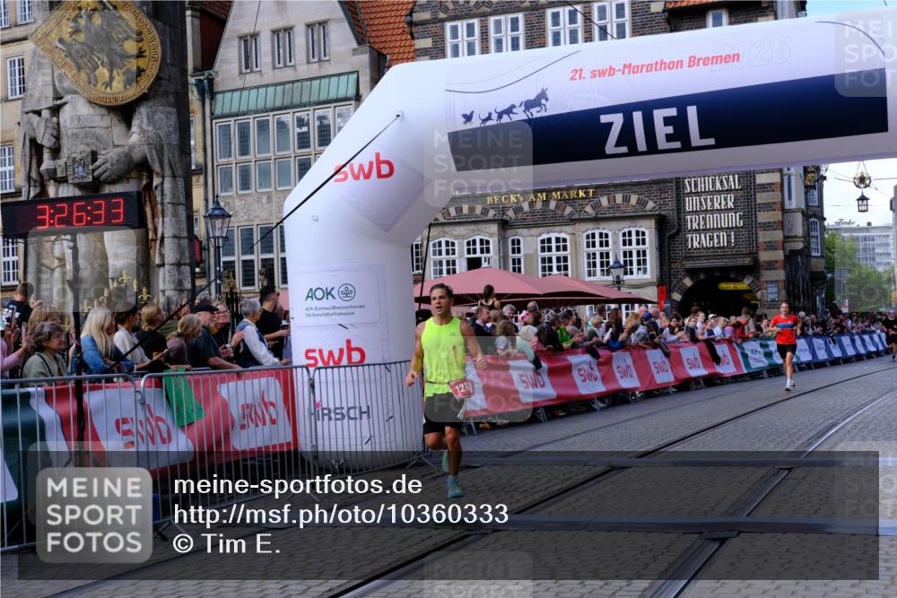 13.09.2026 - 21. swb-Marathon Bremen Tim E. http://msf.ph/oto/10360333 13.09.2026 12:57:22 Ziel 365, 573, 850, 3368, 6201, 7671 meine-sportfotos.de