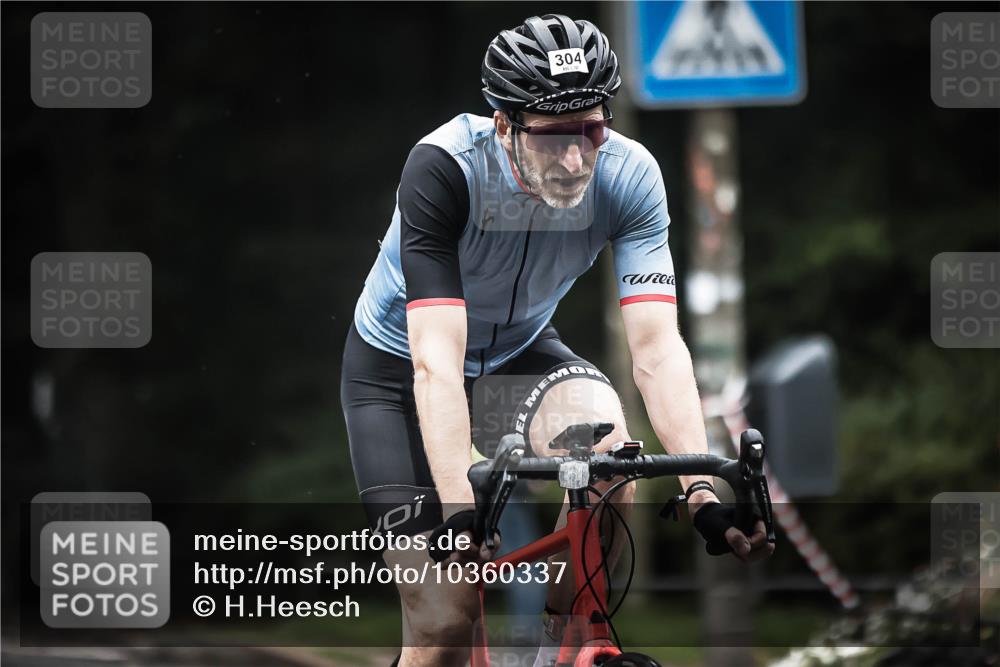 13.09.2026 - Stadtparktriathlon H.Heesch http://msf.ph/oto/10360337 13.09.2026 09:59:47 Radfahren 304 meine-sportfotos.de