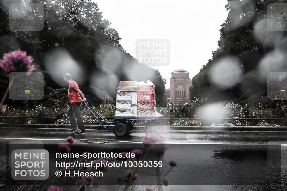 13.09.2026 - Stadtparktriathlon H.Heesch http://msf.ph/oto/10360359 13.09.2026 12:09:30 Radfahren 841, 935, 1039 meine-sportfotos.de
