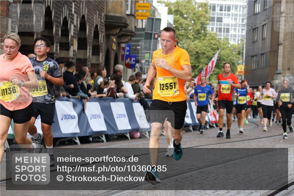 13.09.2026 - 21. swb-Marathon Bremen Strokosch-Dieckow http://msf.ph/oto/10360385 13.09.2026 10:58:06 Ziel 10078, 10460, 10565, 10707, 10728, 11153, 11245, 11532, 11568, 11824, 11856, 12222, 12228, 12231, 12264, 12427, 12551, 12555, 10249, 10494, 10530, 10673, 10750, 10798, 10828, 10914, 11120, 11131, 11202, 11295, 11388, 11403, 11420, 11750, 11752, 11884, 11906, 11952, 12017, 12092, 12386, 12387, 12441, 12482 meine-sportfotos.de