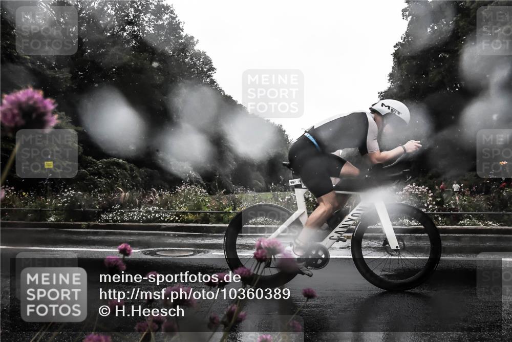 13.09.2026 - Stadtparktriathlon H.Heesch http://msf.ph/oto/10360389 13.09.2026 12:09:41 Radfahren 869, 928, 997, 1059 meine-sportfotos.de