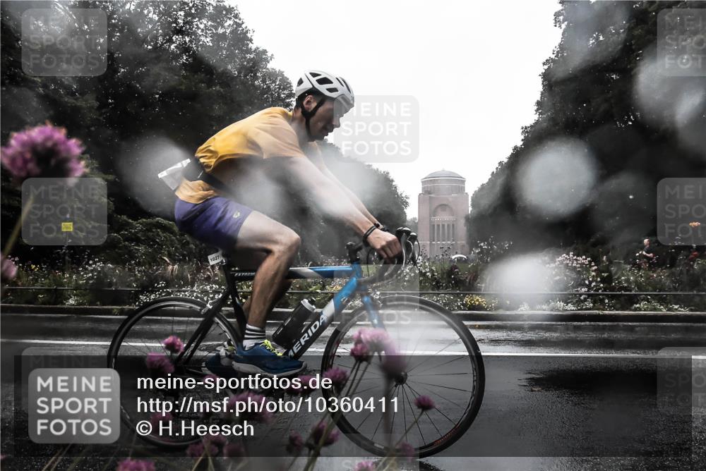 13.09.2026 - Stadtparktriathlon H.Heesch http://msf.ph/oto/10360411 13.09.2026 12:09:50 Radfahren 871, 952, 977, 995, 1027 meine-sportfotos.de