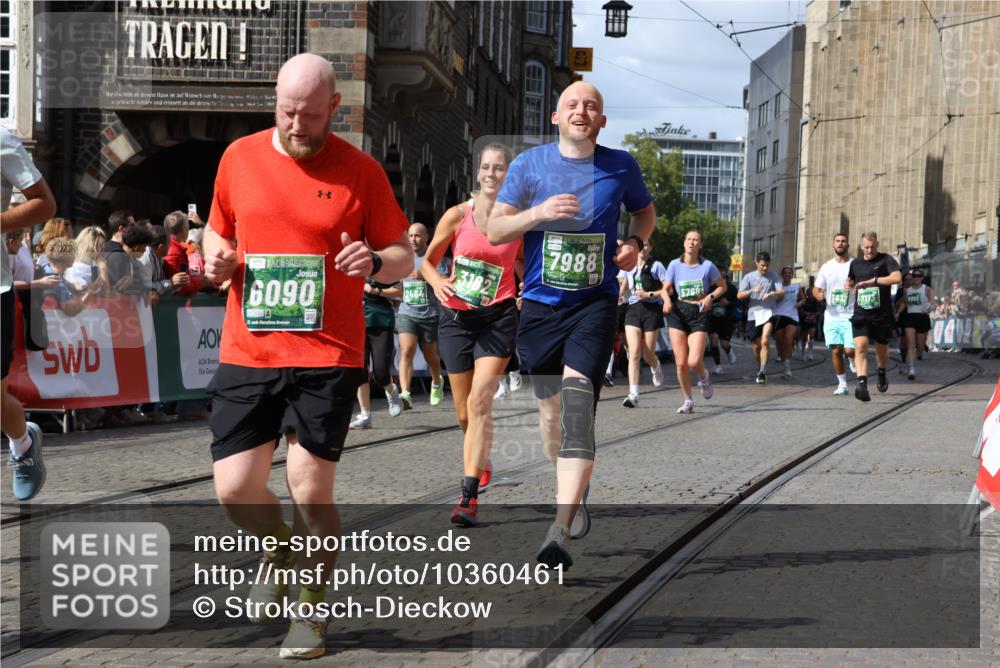 13.09.2026 - 21. swb-Marathon Bremen Strokosch-Dieckow http://msf.ph/oto/10360461 13.09.2026 13:34:07 Ziel 930, 1656, 2405, 2727, 2872, 2960, 3201, 3389, 3522, 3761, 4490, 4554, 4658, 4874, 5063, 5156, 5513, 5587, 6151, 6508, 6538, 6808, 7126, 7354, 7633, 7652, 7832, 8512, 9068, 9128, 9342, 9344, 9390, 911, 2464, 3068, 3214, 3632, 3636, 4112, 5147, 5265, 5489, 5768, 6350, 6405, 7113, 7696, 7897, 8870, 9094, 9100, 9402, 9453, 9905, 10058 meine-sportfotos.de