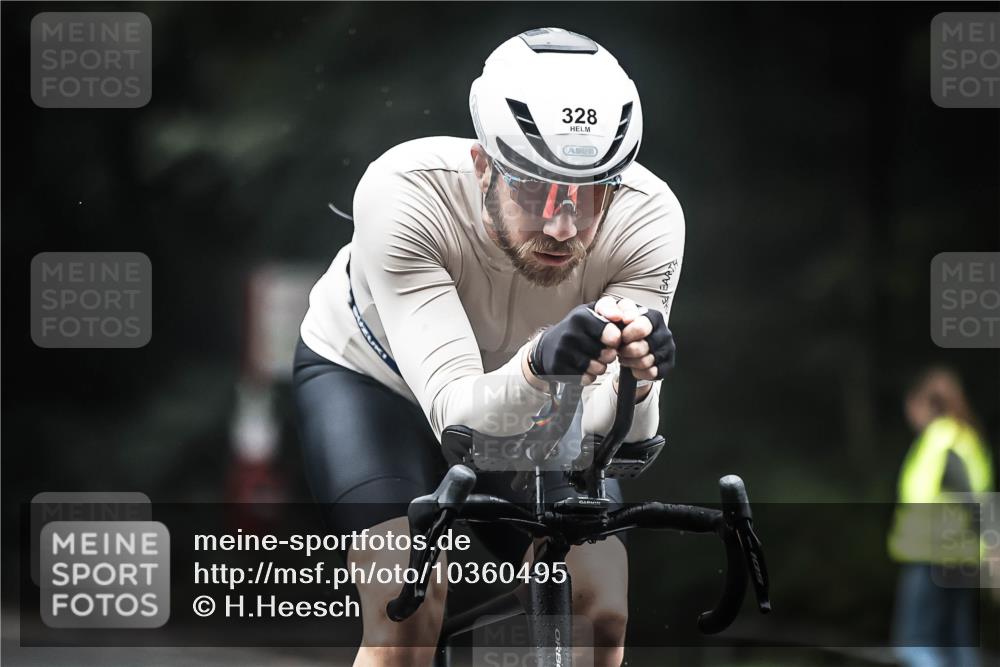 13.09.2026 - Stadtparktriathlon H.Heesch http://msf.ph/oto/10360495 13.09.2026 10:00:22 Radfahren 290, 328 meine-sportfotos.de