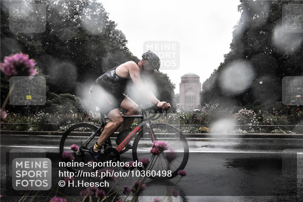 13.09.2026 - Stadtparktriathlon H.Heesch http://msf.ph/oto/10360498 13.09.2026 12:10:21 Radfahren 856, 860, 933, 965 meine-sportfotos.de