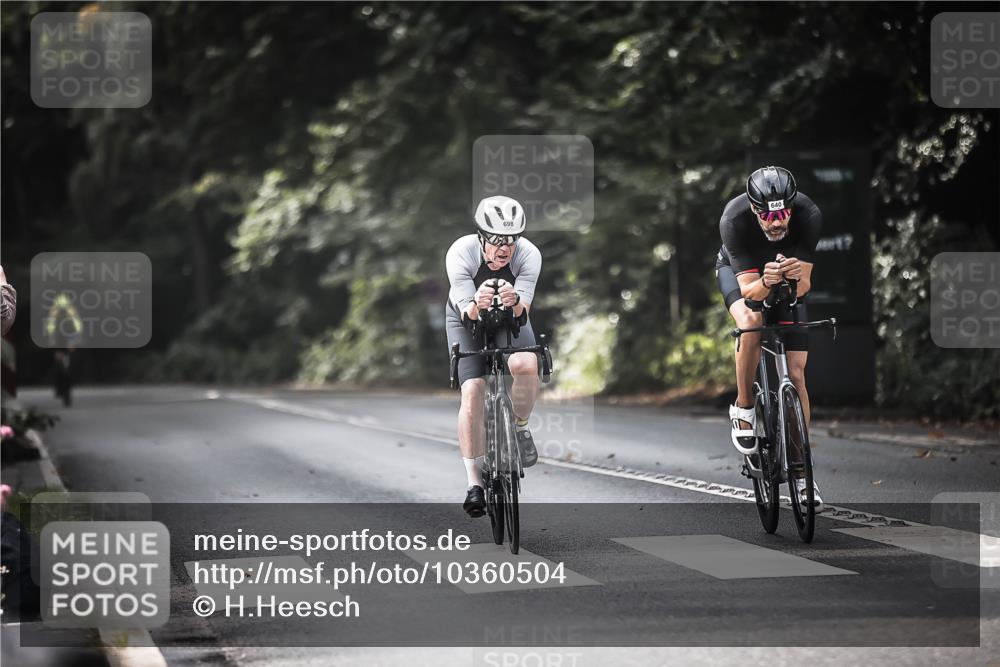 13.09.2026 - Stadtparktriathlon H.Heesch http://msf.ph/oto/10360504 13.09.2026 11:15:48 Radfahren 640, 671, 698, 774 meine-sportfotos.de