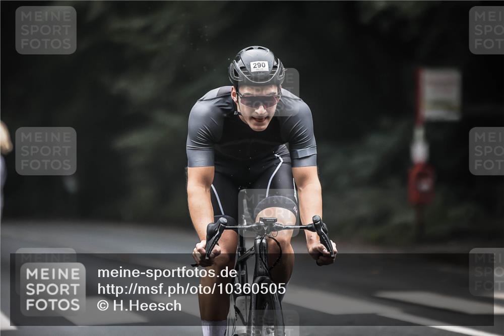 13.09.2026 - Stadtparktriathlon H.Heesch http://msf.ph/oto/10360505 13.09.2026 10:00:27 Radfahren 290 meine-sportfotos.de