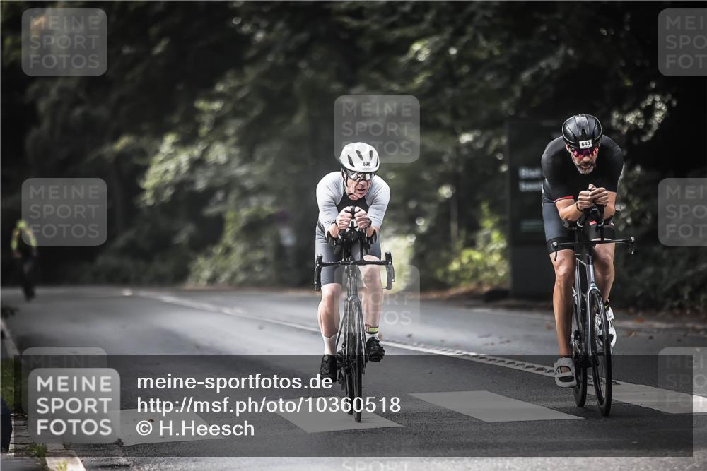 13.09.2026 - Stadtparktriathlon H.Heesch http://msf.ph/oto/10360518 13.09.2026 11:15:48 Radfahren 640, 671, 698, 774 meine-sportfotos.de