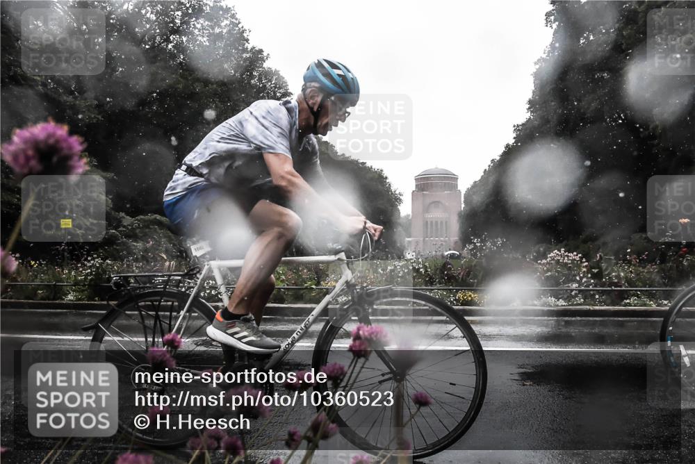 13.09.2026 - Stadtparktriathlon H.Heesch http://msf.ph/oto/10360523 13.09.2026 12:10:26 Radfahren 860, 1062, 1063 meine-sportfotos.de